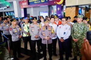 Kapolri Diperintah Langsung Prabowo Usut Tuntas Penyerangan Andrie Yunus